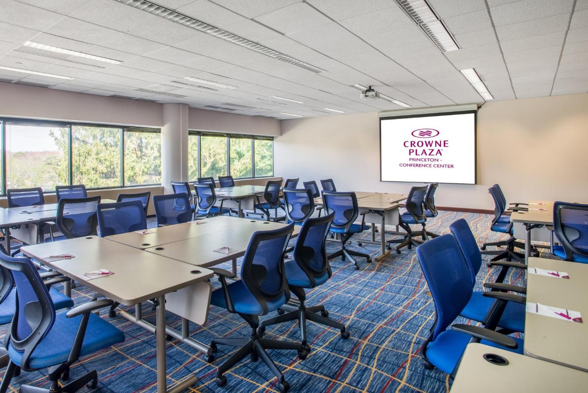 Crowne Plaza Princeton - Conference Center By Ihg Экстерьер фото